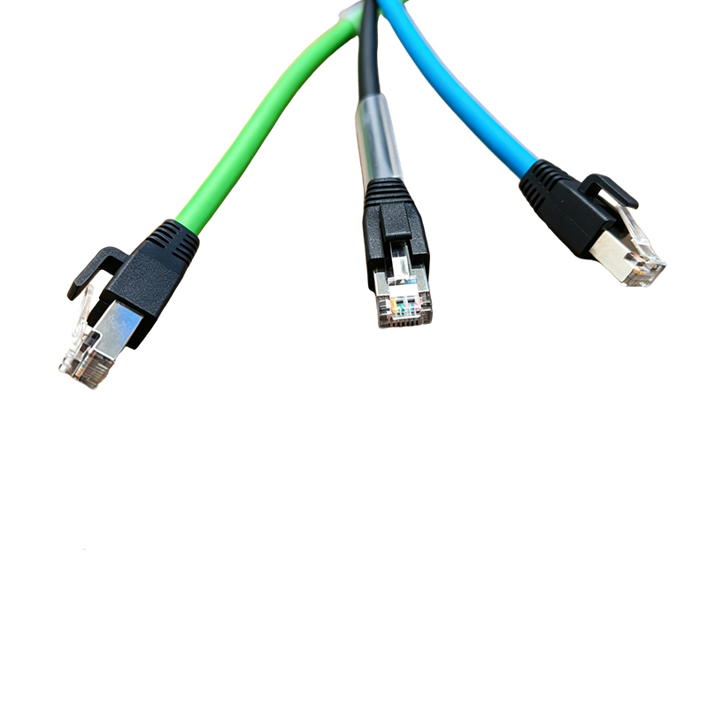 S6-L-T04-3.0 Industrial Ethernet-väyläkaapeli